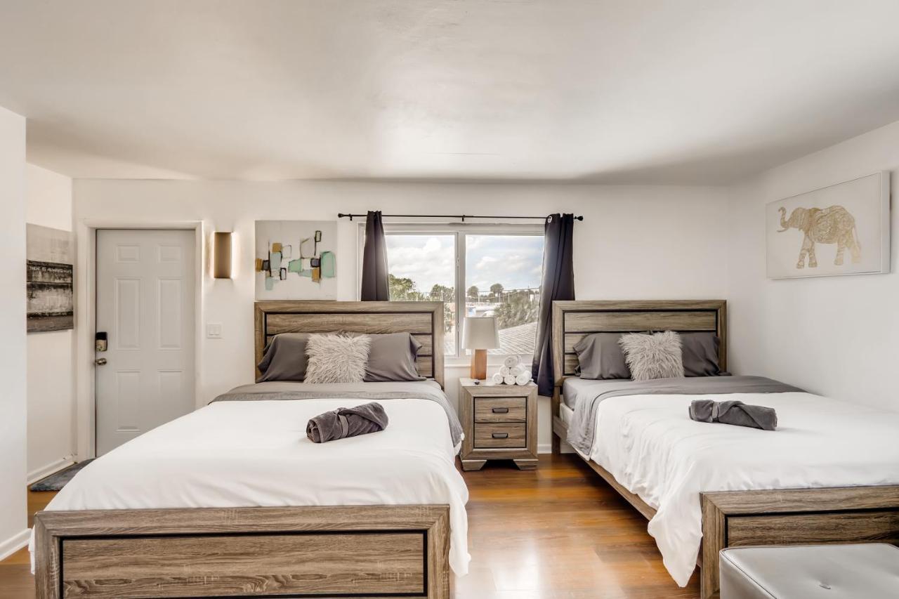 Coral Sands Huge Studio W/ 2 Queen Beds! ウェストパームビーチ エクステリア 写真